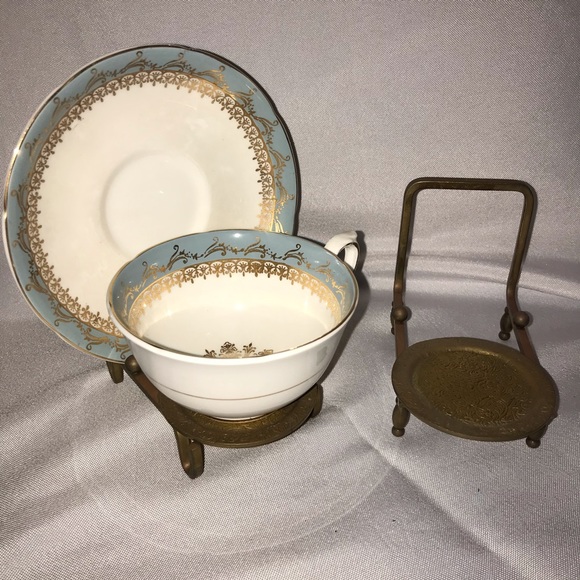 Plate and Cup Stands - Vintage & Antique - Picture 3 of 9